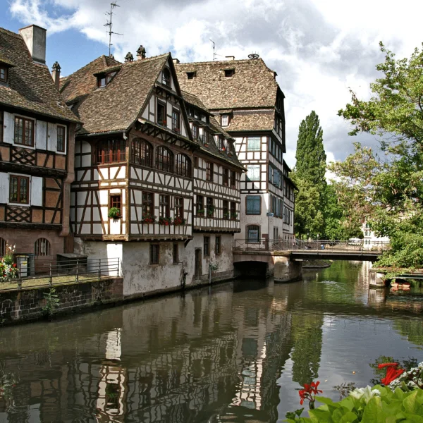 Alsace İle Alplerin Gölgesinde Turu  (BSL-BGY)