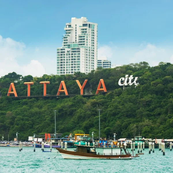 Bir Uzak Bin Deneyim Turu (BKK-HKT) *