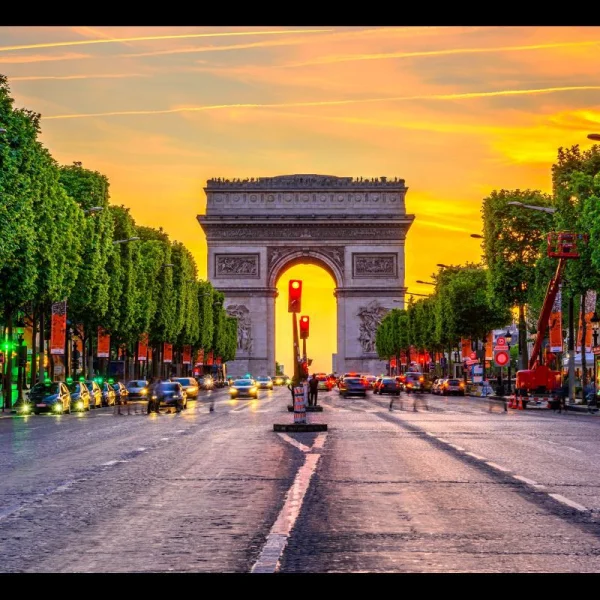 Paris Rüyası ile Disneyland Büyüsü Turu (CDG-CDG)  