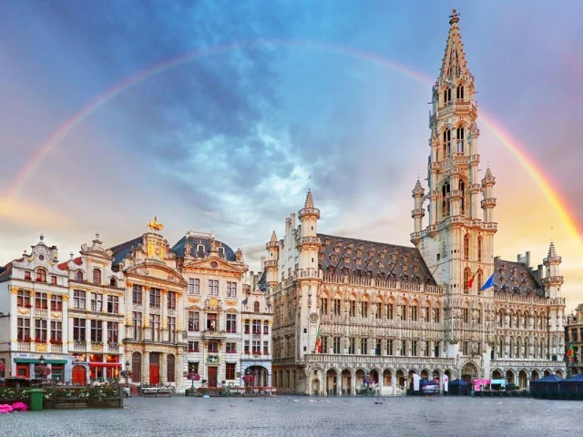 Benelux'un Zarafetiyle Paris'in Işıltısına Yolculuk (16Mart çıkışlı)