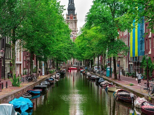 Benelux'un Zarafetiyle Paris'in Işıltısına Yolculuk