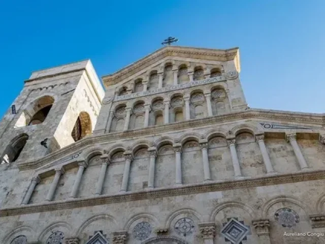 Yeni Yılın İlk Işıltısı Cagliari’de Parlıyor