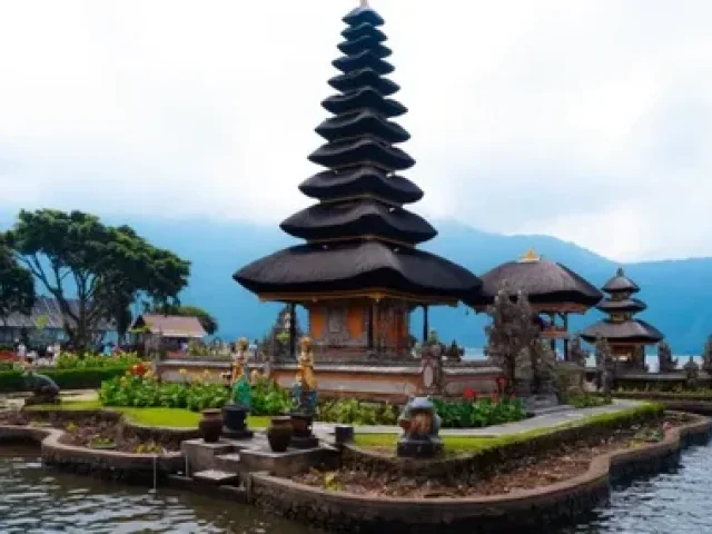 Bali Hayallerin Ötesinde